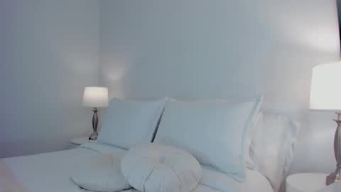 Snapshot of mylerosex chatting on 09-11-25, 11:16 Myle online show from 09-11-25, 11:16