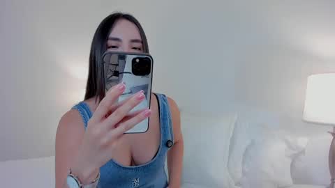 Snapshot of mylerosex chatting on 09-29-25, 11:31 Myle online show from 09-29-25, 11:31