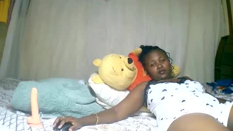 Snapshot of mylindasweet chatting on 01-04-25, 06:40 linda online show from 01-04-25, 06:40