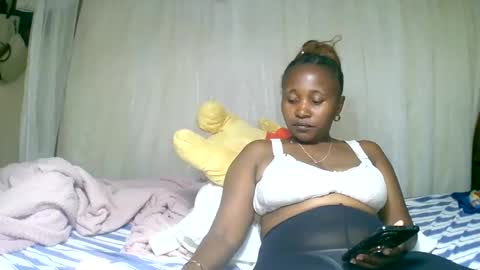 Snapshot of mylindasweet chatting on 01-19-25, 03:21 linda online show from 01-19-25, 03:21