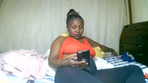 Snapshot of mylindasweet chatting on 01-20-25, 08:30 linda online show from 01-20-25, 08:30