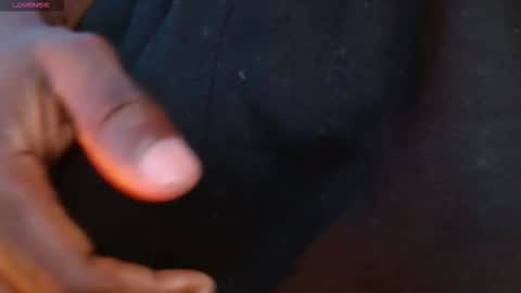 Mylo Wallace  online show from 12-16-25, 06:02