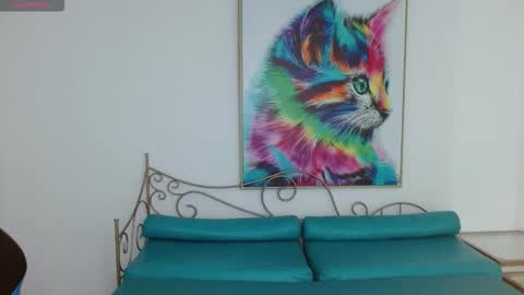 Milu 3 online show from 10-23-25, 08:07