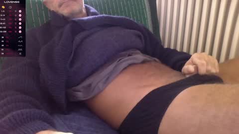 Bi sexy guy lovense hush is on private is open or password show tip if you like. online show from 12-07-24, 08:55