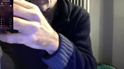 Bi sexy guy lovense hush is on private is open or password show tip if you like. online show from 12-10-24, 04:49