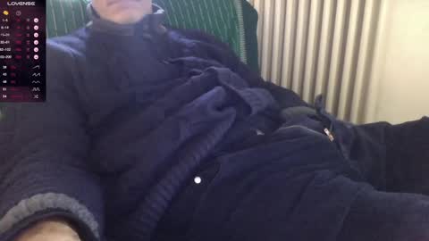 Bi sexy guy lovense hush is on private is open or password show tip if you like. online show from 12-27-24, 01:07