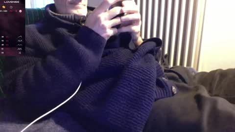 Bi sexy guy lovense hush is on private is open or password show tip if you like. online show from 01-01-25, 09:07