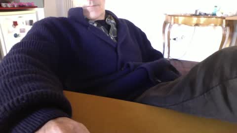 Bi sexy guy lovense hush is on private is open or password show tip if you like. online show from 03-03-25, 07:21