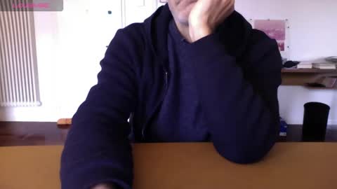 Bi sexy guy lovense hush is on private is open or password show tip if you like. online show from 02-16-26, 07:04