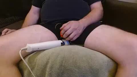 Snapshot of mynameisbigloads chatting on 10-26-25, 08:04 mynameisbigloads online show from 10-26-25, 08:04