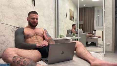 Snapshot of mynameismartin chatting on 12-09-24, 06:14 mynameismartin online show from 12-09-24, 06:14