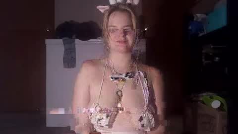 Snapshot of myrabbithole chatting on 12-06-24, 03:41 Annie Archer online show from 12-06-24, 03:41