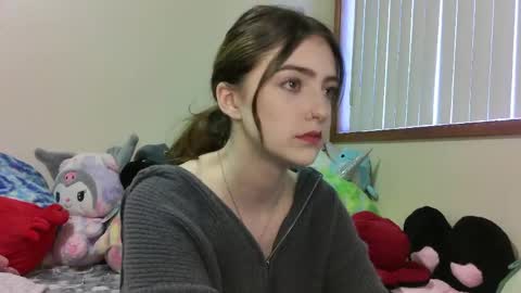 myrawood online show from 04-04-26, 01:37