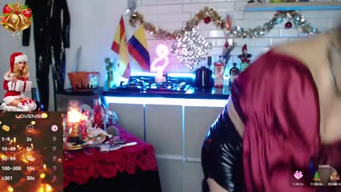 Snapshot of myrnasexxx chatting on 12-30-24, 01:48 Myrna Sessions online show from 12-30-24, 01:48
