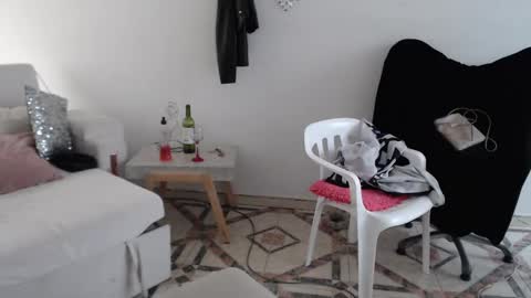 Snapshot of myrnasexxx chatting on 01-24-25, 03:24 Myrna Sessions online show from 01-24-25, 03:24