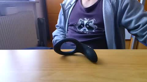 Ben online show from 12-05-24, 01:06