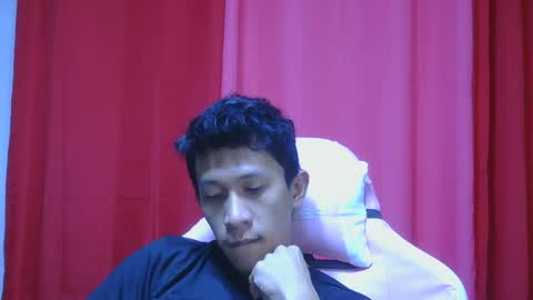 mysterious_man15 online show from 03-01-25, 07:04