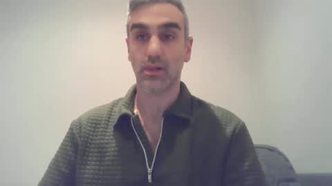 Snapshot of mystery2025 chatting on 11-26-25, 07:37 Mystery2025 online show from 11-26-25, 07:37