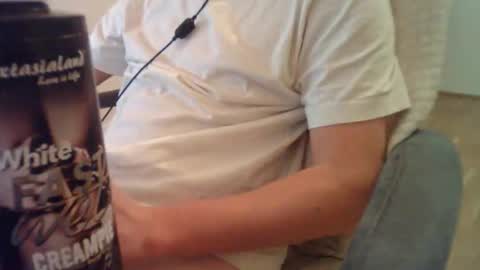 Snapshot of mysteryboy497 chatting on 10-24-25, 05:53 mysteryboy497 online show from 10-24-25, 05:53