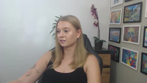 Erica online show from 10-07-25, 08:00