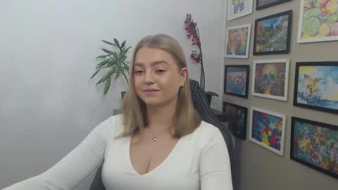 Erica online show from 10-21-25, 07:42