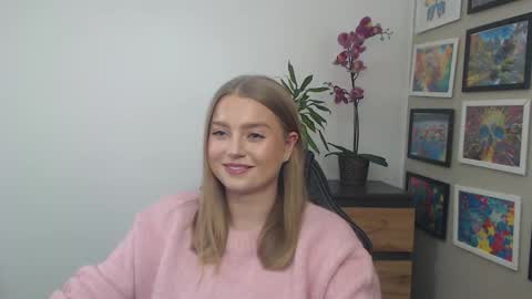 Snapshot of mysteryericax chatting on 01-31-26, 07:11 Erica online show from 01-31-26, 07:11