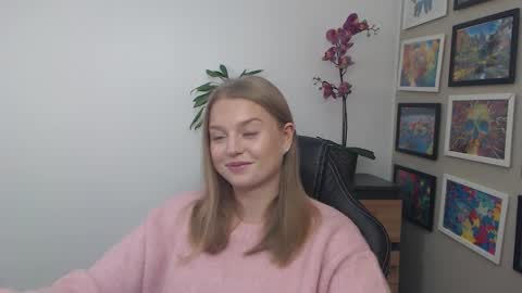 Snapshot of mysteryericax chatting on 02-22-26, 11:20 Erica online show from 02-22-26, 11:20