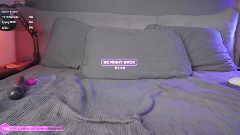 Snapshot of mystic_bunny chatting on 02-16-25, 03:38 Mystic Bunny online show from 02-16-25, 03:38
