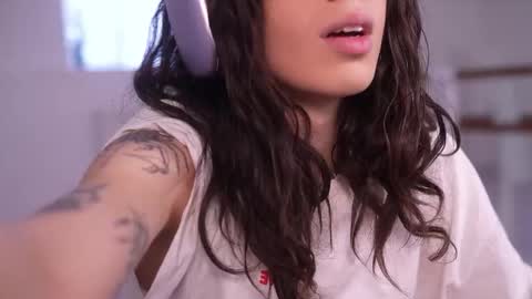 MILLI online show from 10-27-25, 09:46