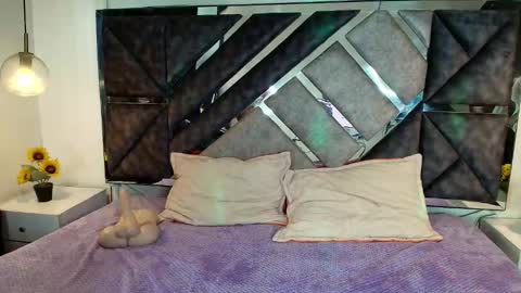 Mystic  online show from 11-26-25, 07:04