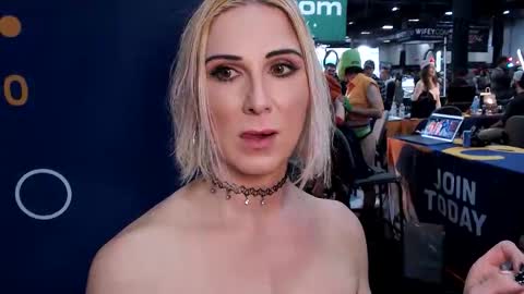 Jade Nyxxx online show from 10-25-25, 01:02