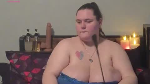 Mzjuicybootay online show from 12-01-25, 03:28