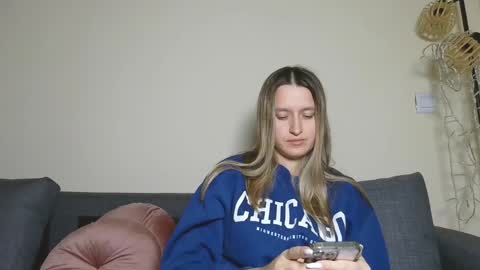 Eva online show from 12-15-24, 07:42