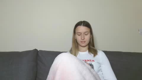 Eva online show from 12-21-24, 08:10