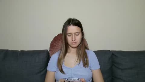 Eva online show from 01-27-25, 06:41