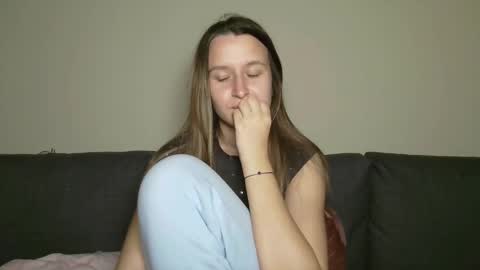 Eva online show from 02-19-25, 09:36