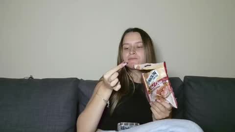 Eva online show from 02-20-25, 08:36