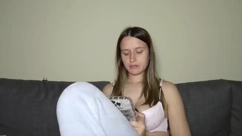 Eva online show from 03-01-25, 11:26