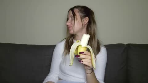 Eva online show from 03-09-25, 08:31