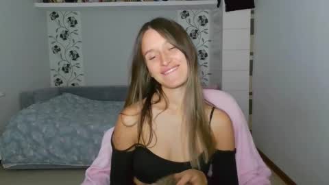 Eva online show from 11-05-25, 09:48