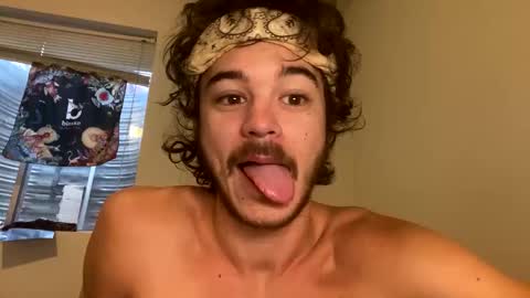 Snapshot of na_an534 chatting on 11-14-25, 03:33 na_an534 online show from 11-14-25, 03:33