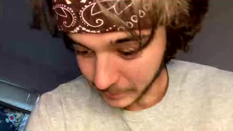 Snapshot of na_an534 chatting on 12-13-25, 08:36 na_an534 online show from 12-13-25, 08:36