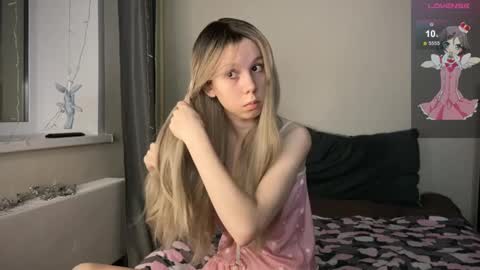 Vanessa and Julia  online show from 02-27-25, 06:20