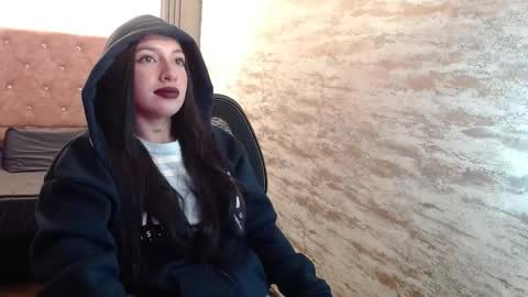 Snapshot of nabula_77 chatting on 10-25-25, 04:31 Nabula online show from 10-25-25, 04:31