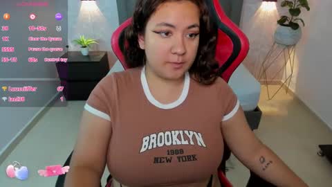 Nadine online show from 01-17-25, 07:27