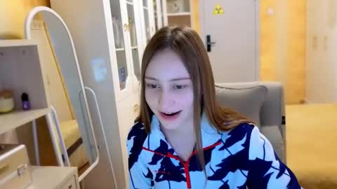 naebina online show from 11-20-25, 09:53