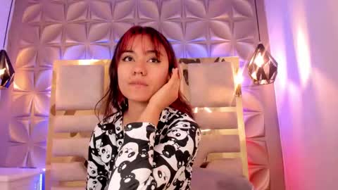 Snapshot of nahia_low chatting on 01-11-25, 08:43 Valeria online show from 01-11-25, 08:43