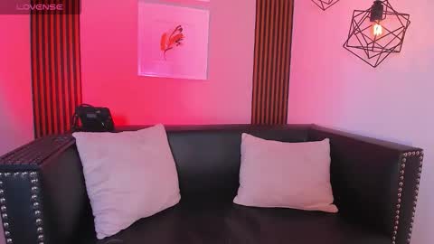 Nahia online show from 12-17-25, 01:17