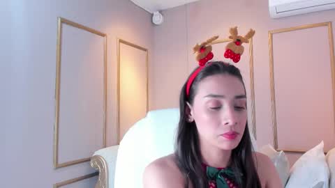 Snapshot of nahimithompson chatting on 12-03-25, 07:56 Nahimi online show from 12-03-25, 07:56