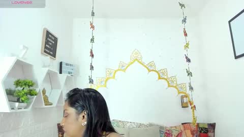 Snapshot of nahirr chatting on 03-13-26, 04:46 Nahirr online show from 03-13-26, 04:46